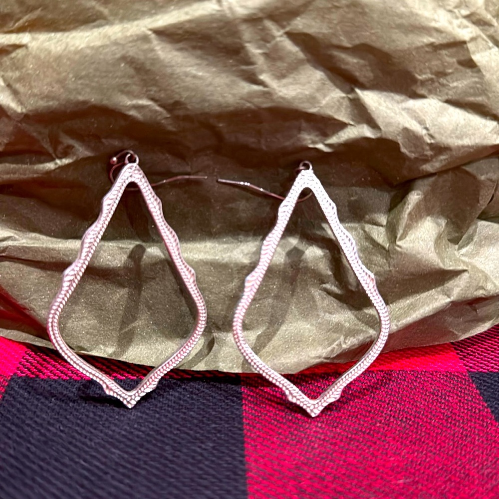 Kendra Scott Sophie earrings